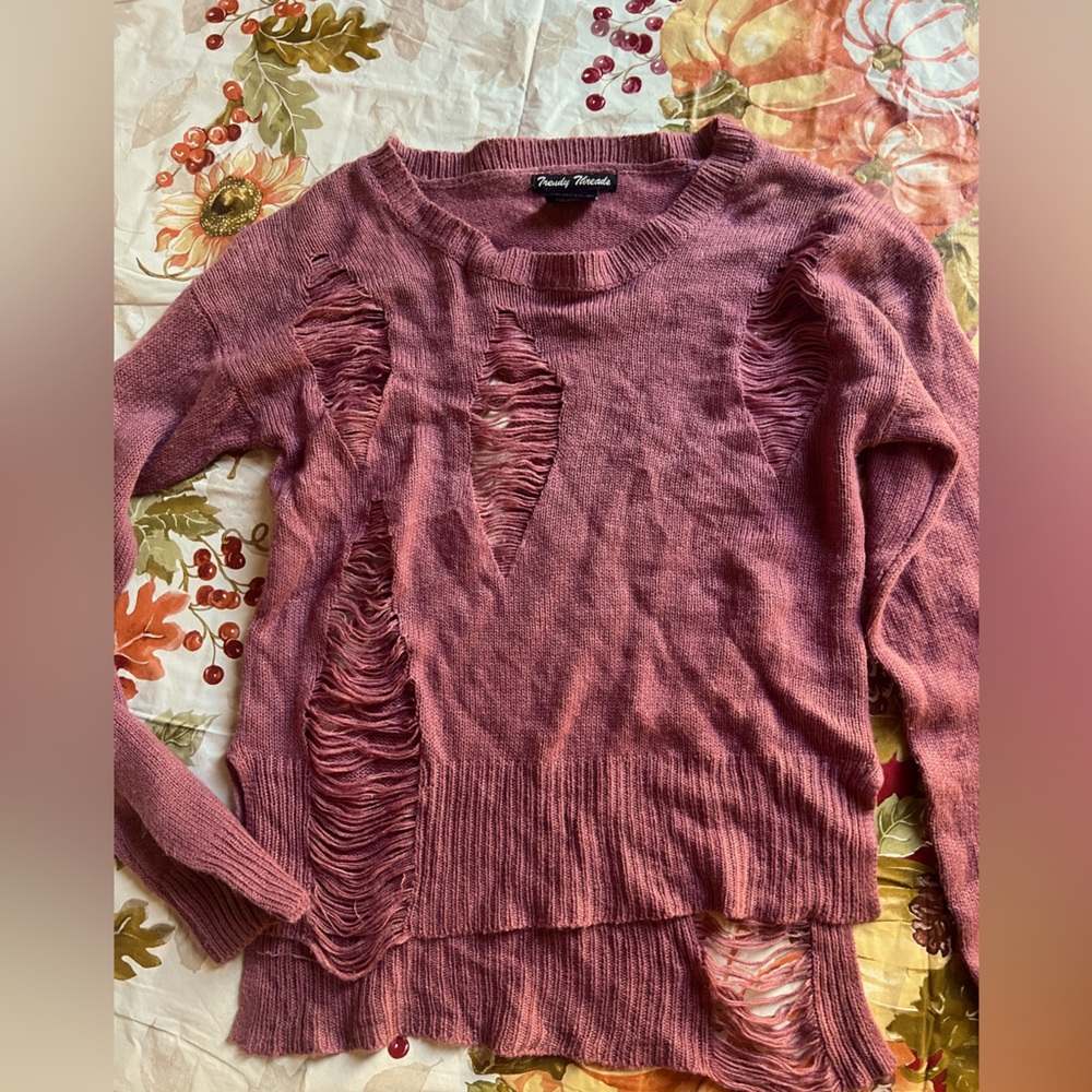 WOMENS SMALL MAUVE FALL SWEATER
